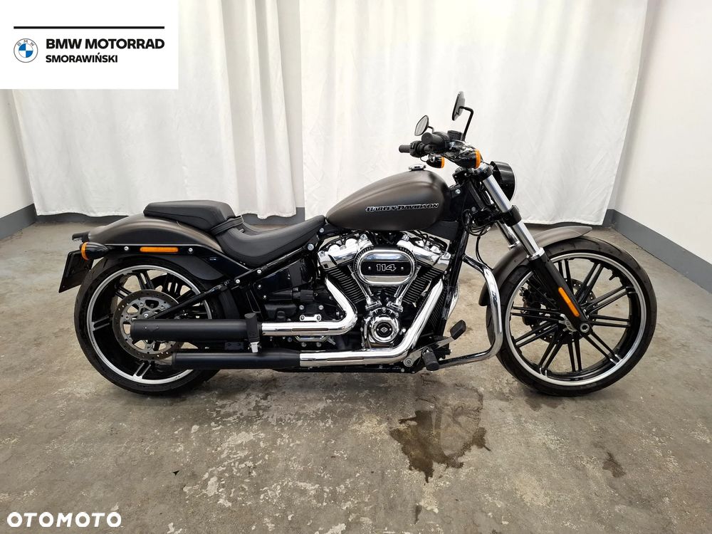 Harley-Davidson Softail Breakout - 8
