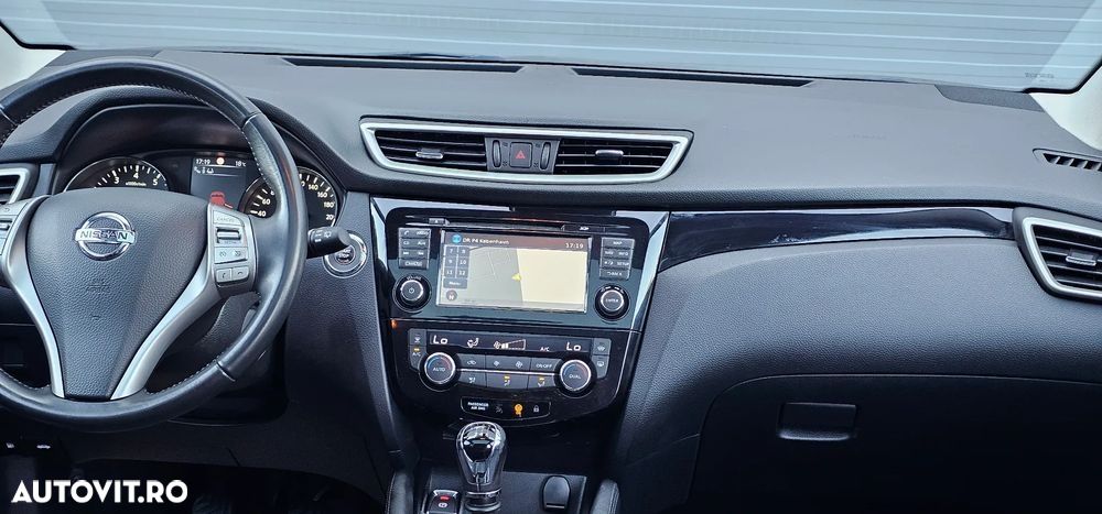 Nissan Qashqai 1.6 DIG-T TEKNA - 15