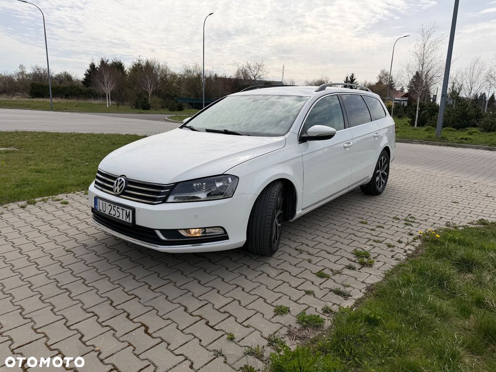 Volkswagen Passat 2.0 TDI Comfortline R-Style DSG - 2