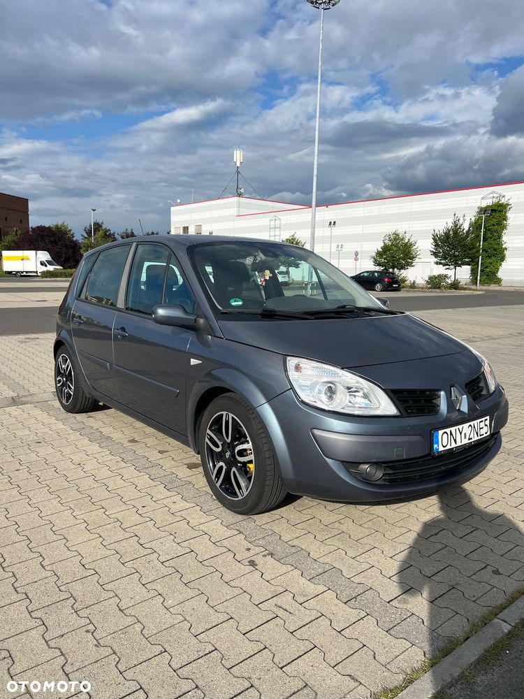 Renault Scenic 1.5 dCi Avantage - 1