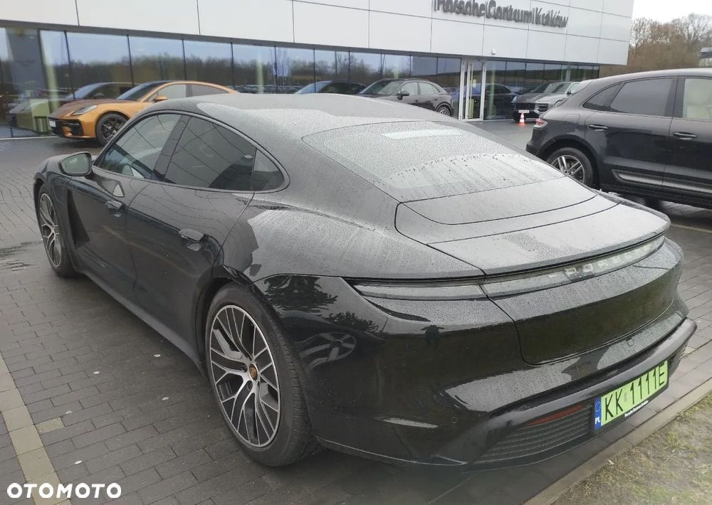 Porsche Taycan Performance Plus - 2