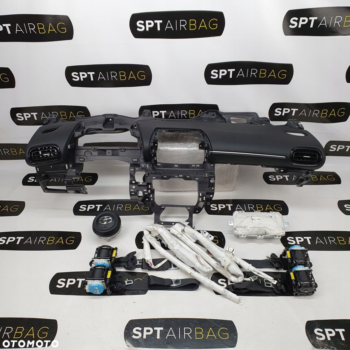 TOYOTA YARIS IV 4 DESKA ROZDZIELCZA KONSOLA KOKPIT PULPIT PODUSZKI AIRBAG AIR BAG PASY KIT SET - 1