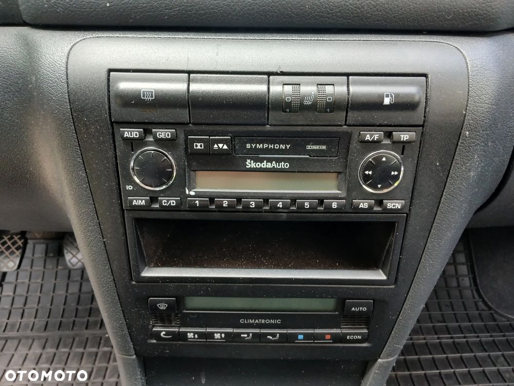 Skoda Octavia 2.0 Ambiente - 9