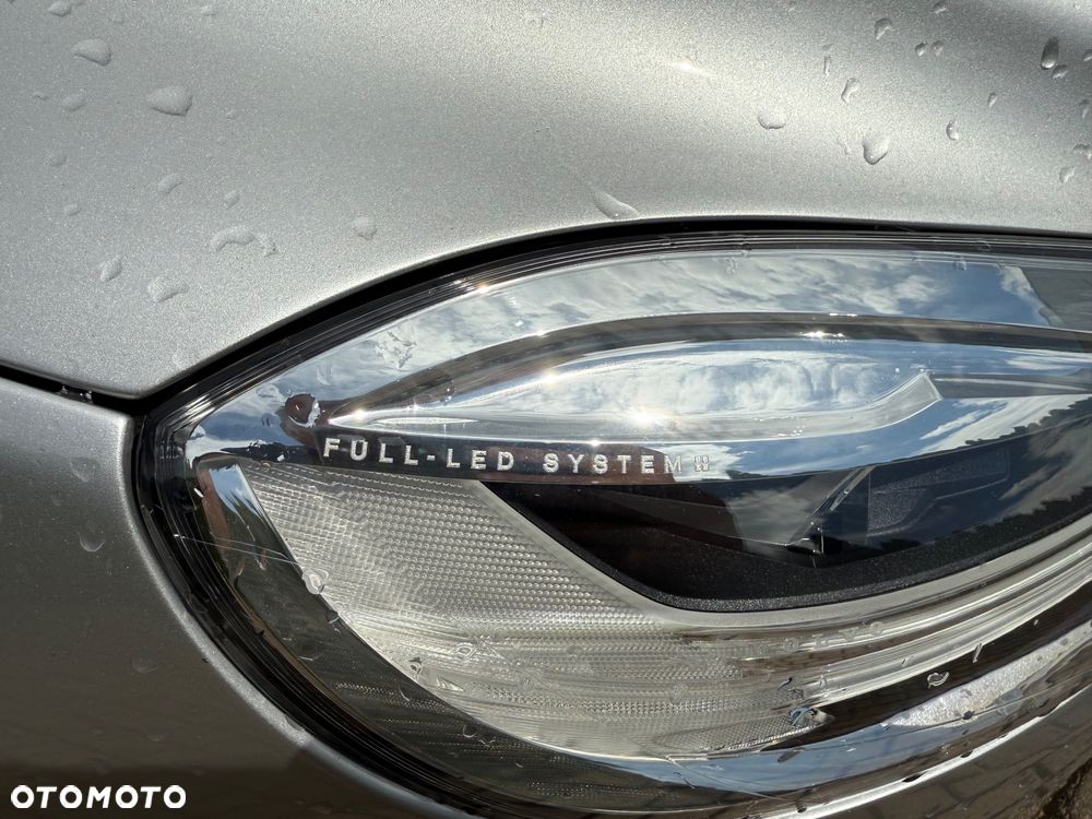 Volvo V40 - 14