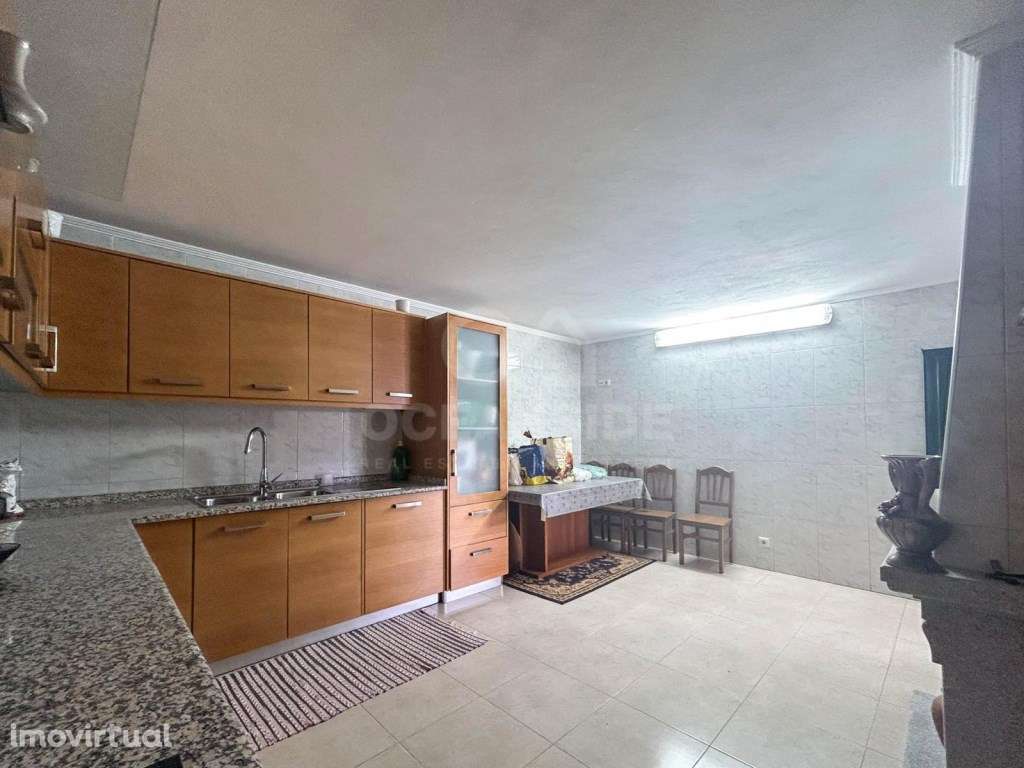 Moradia T4 independente em Castelo Branco - Grande imagem: 2/60