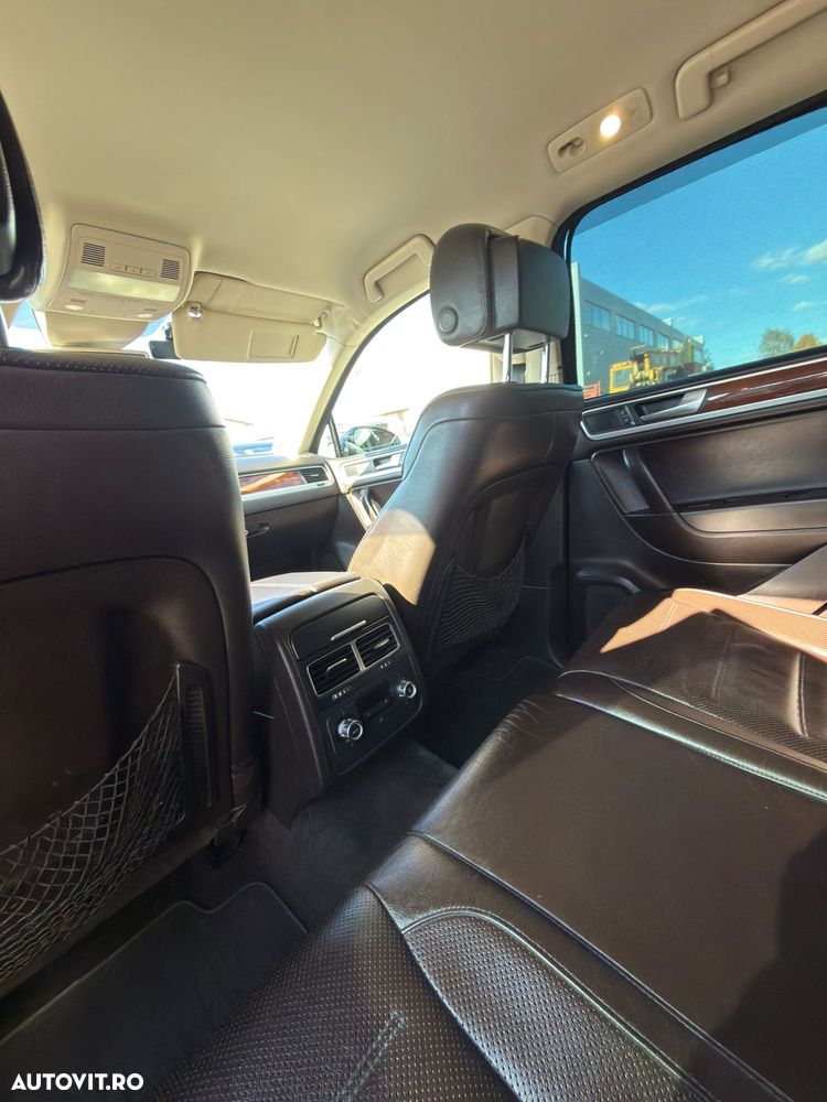 Volkswagen Touareg - 8