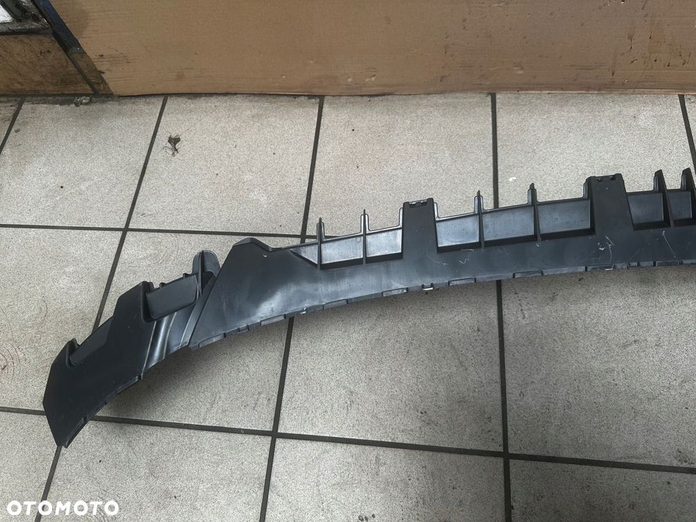 ŚLIZG WZMOCNIENIE ZDERZAKA PRZÓD MERCEDES W206 C KLASA 21- - 8