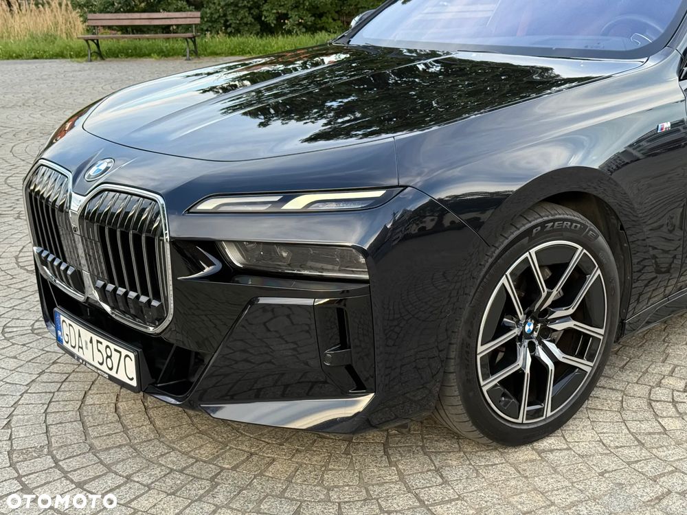 BMW Seria 7 740d xDrive mHEV sport - 9