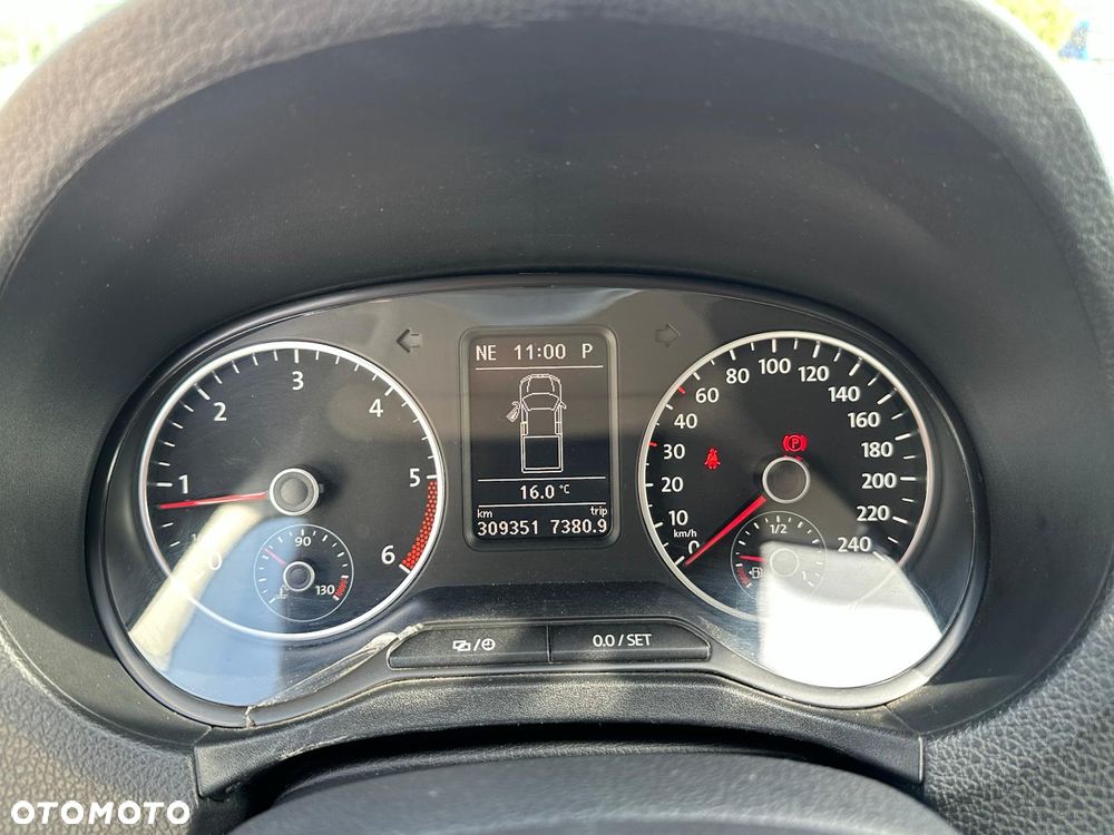 Volkswagen Amarok - 7