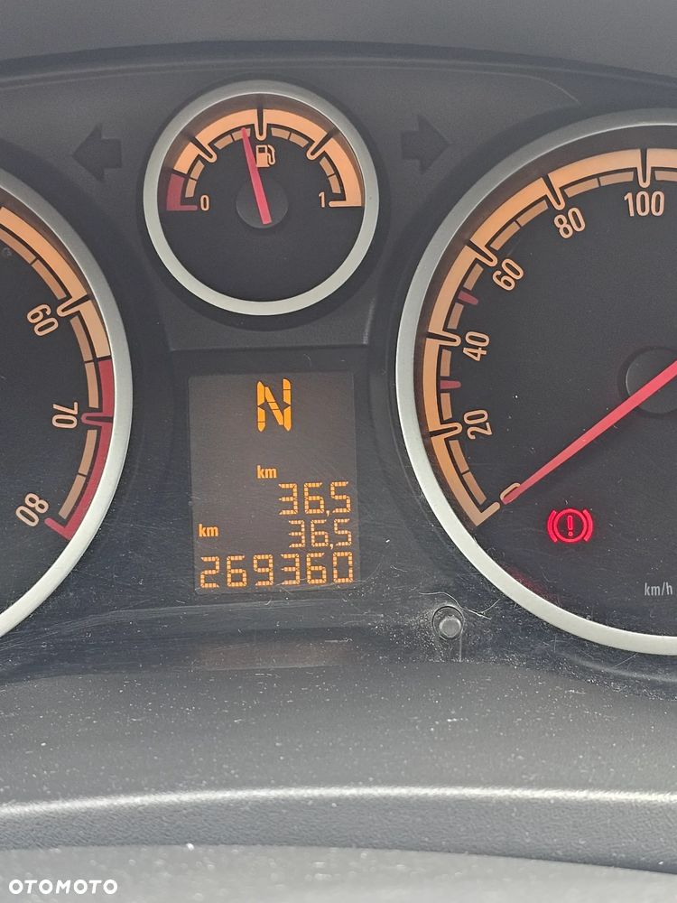 Opel Corsa - 7