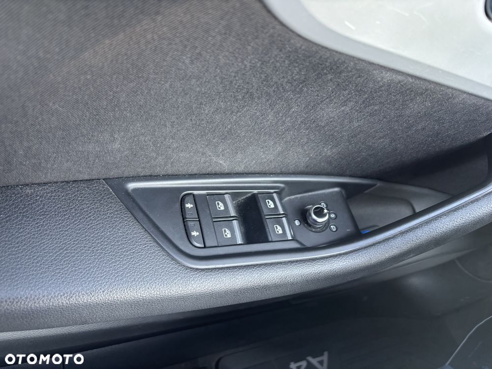Audi A4 Avant - 13
