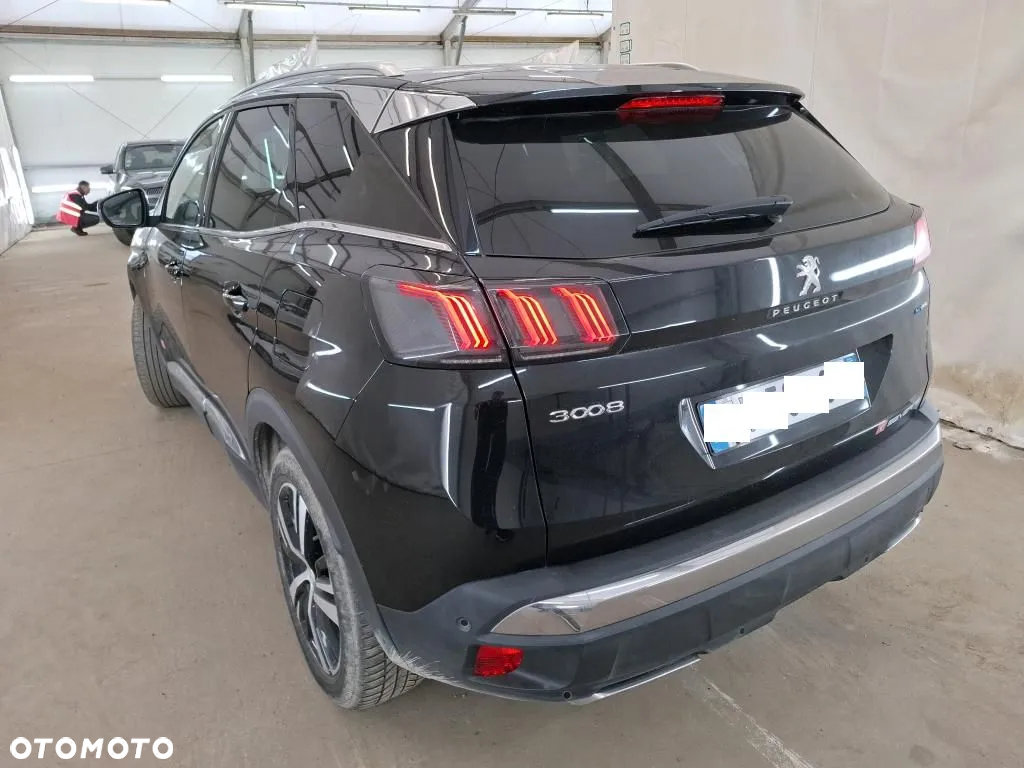 Peugeot 3008 Plug-In Hybrid 225 e-EAT8 GT - 4