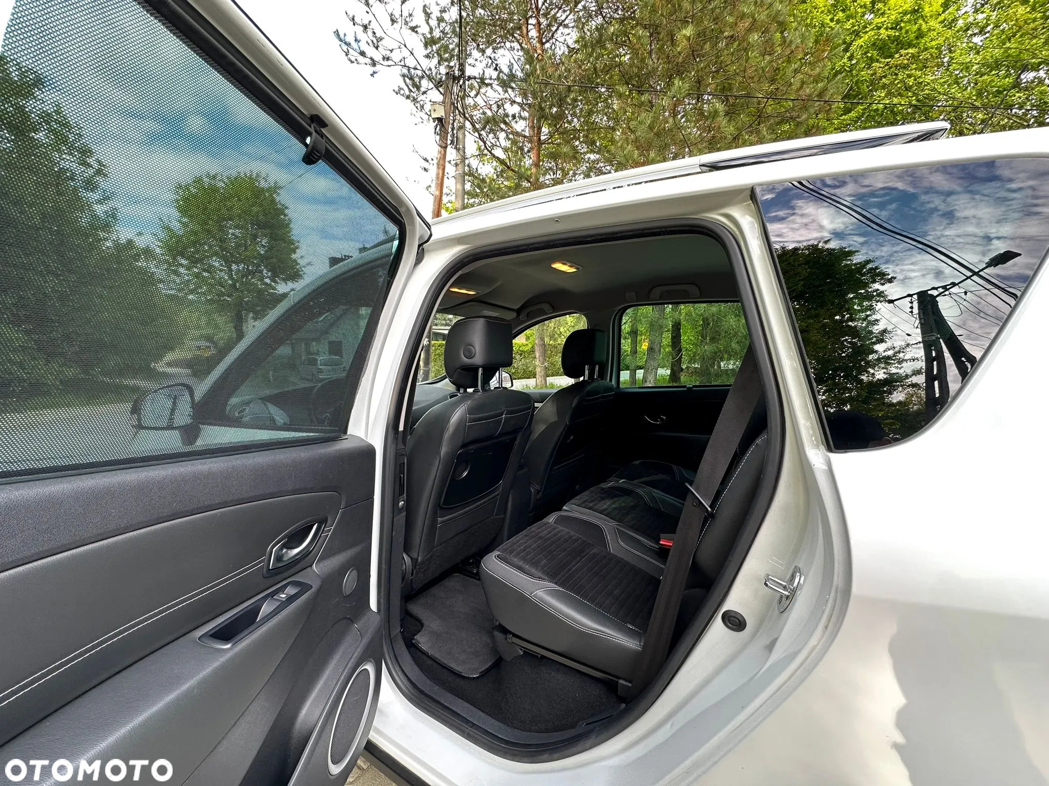 Renault Scenic Xmod 1.5 dCi Bose - 20