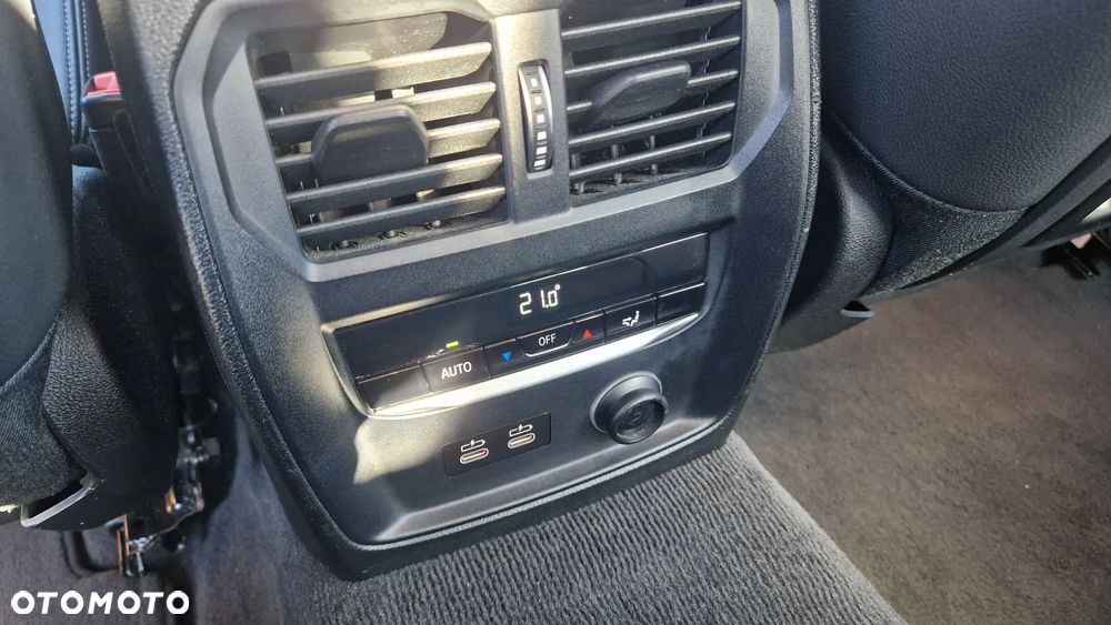BMW Seria 3 320i GPF Sport - 29