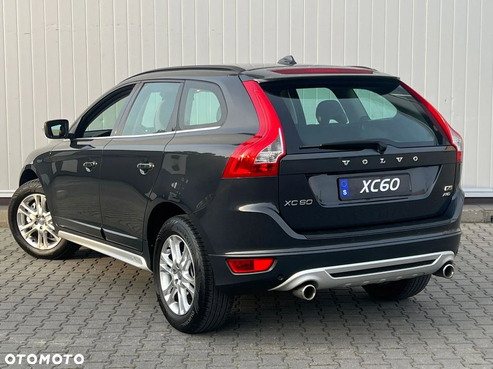 Volvo XC 60 D5 AWD RDesign - 4