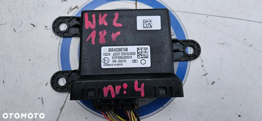 JEEP GRAND CHEROKEE WK2 2017- LIFT Moduł czujników parkowania PDC Sterownik PDC 068403887AB - 2