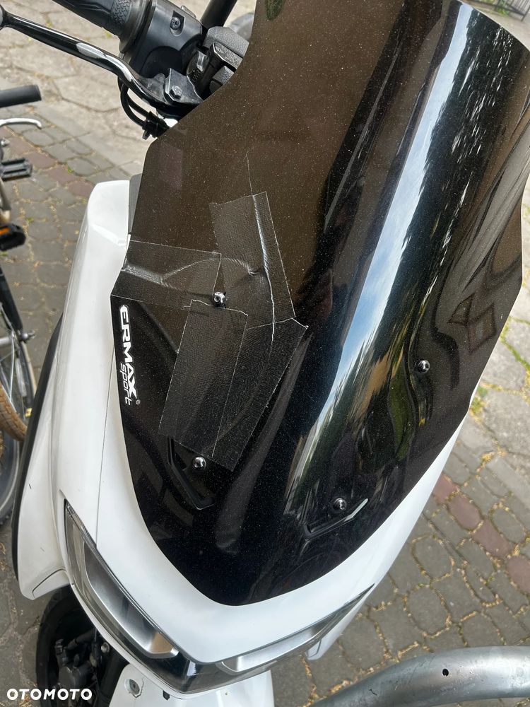 Yamaha NMAX - 12