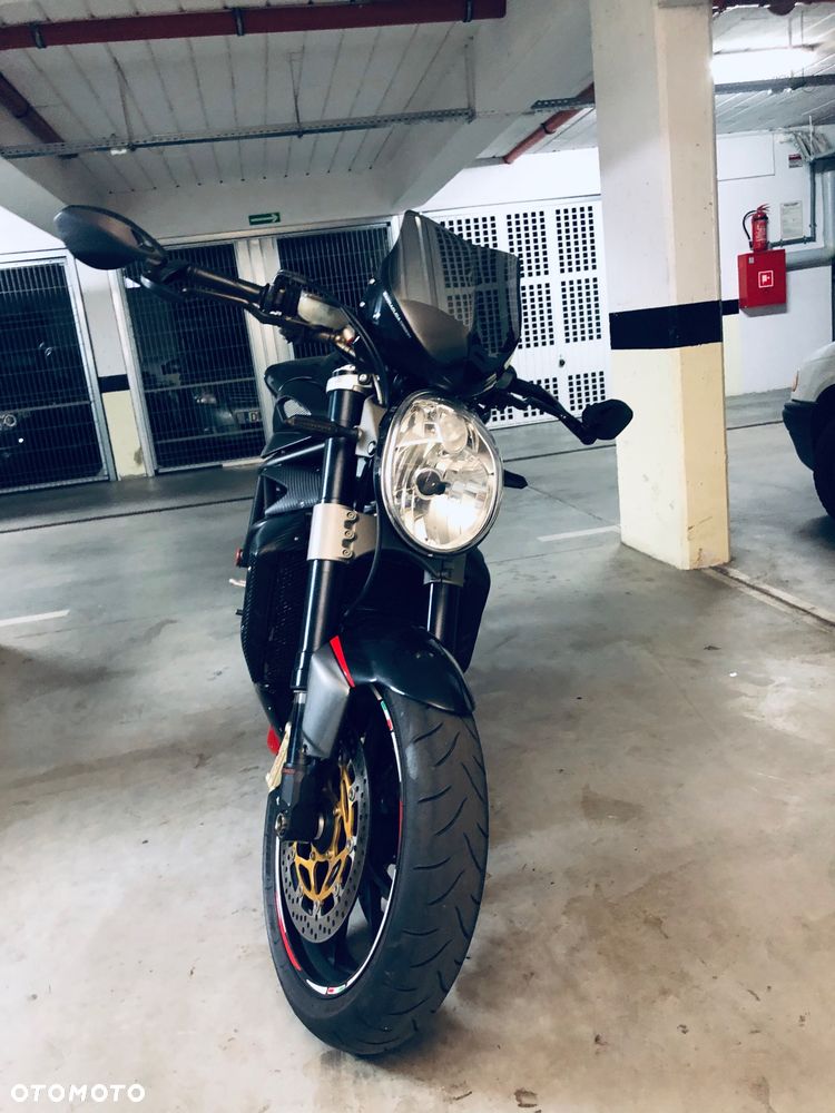 MV AGUSTA Brutale - 9