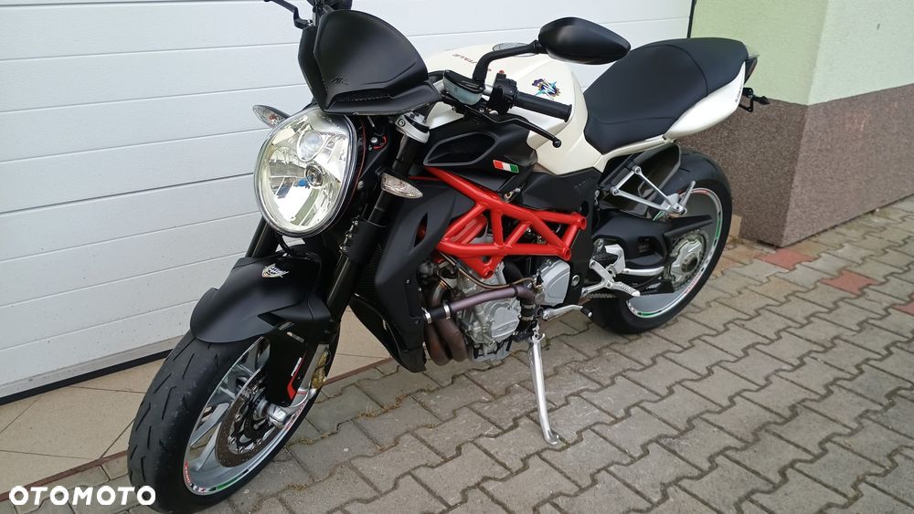 MV AGUSTA Brutale - 3