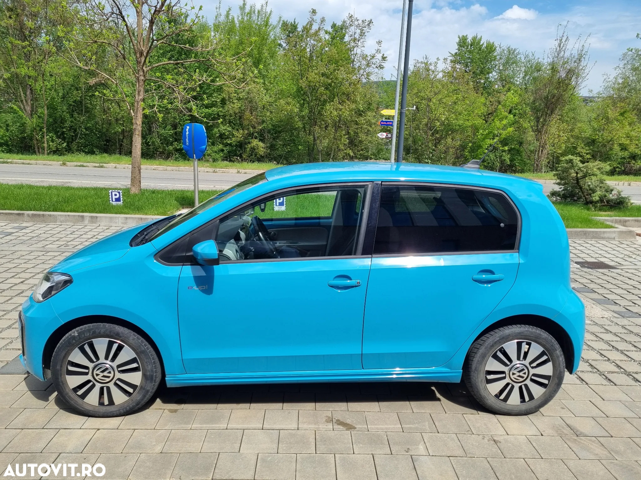 Volkswagen up! e-up! - 3