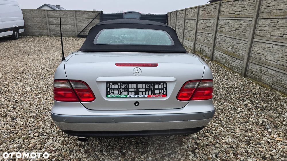 Mercedes-Benz CLK - 5