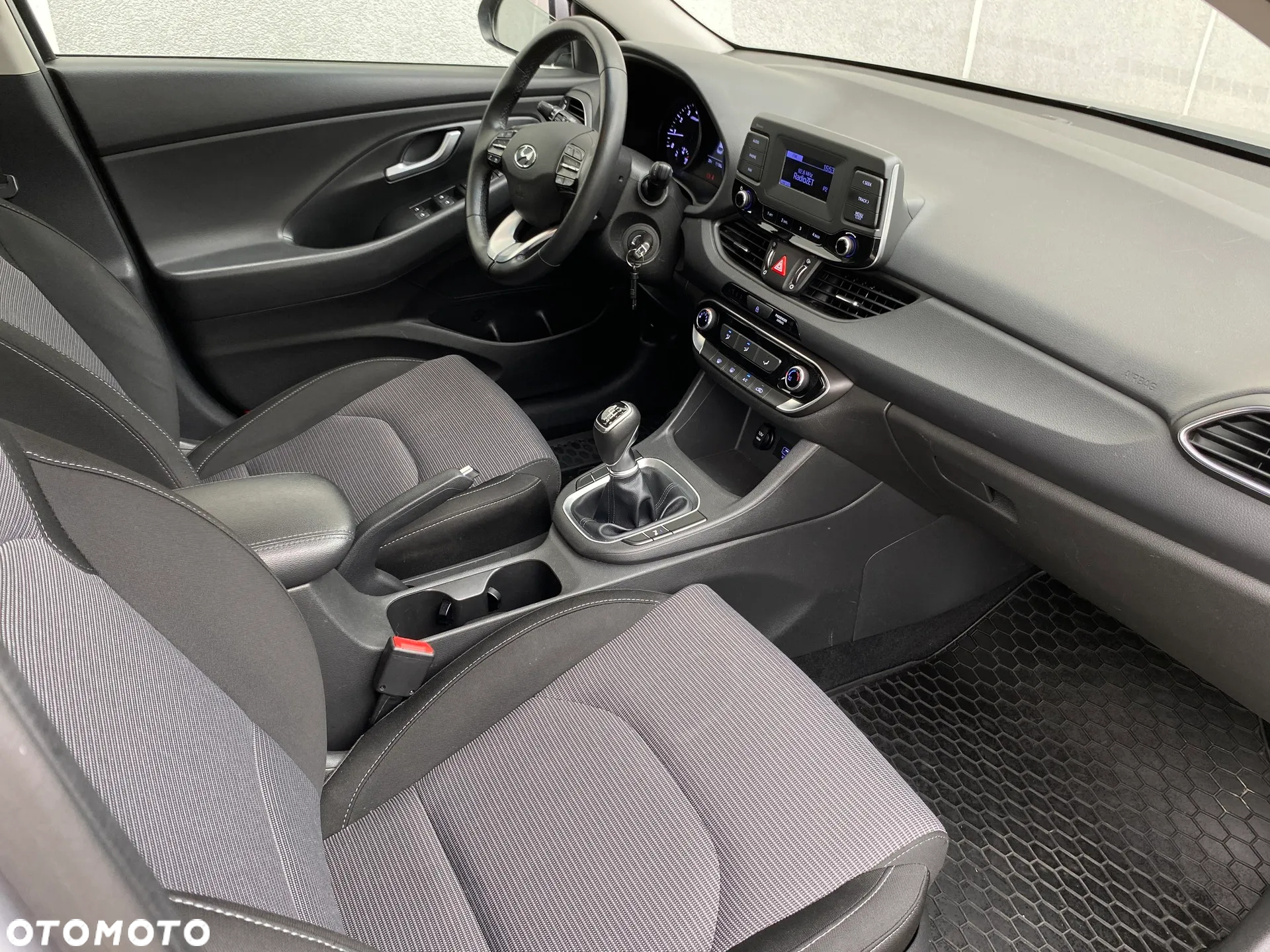 Hyundai i30 1.5 DPI Classic + - 9