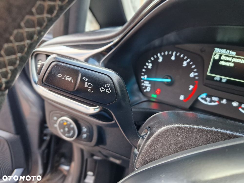 Ford Fiesta 1.1 S&S TITANIUM - 13