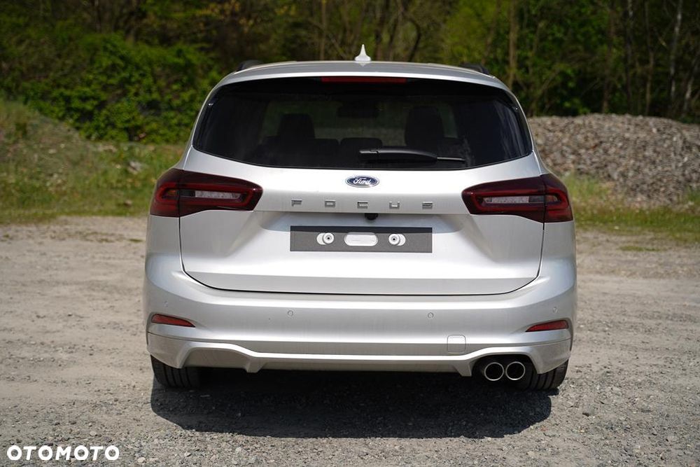 Ford Focus 1.0 EcoBoost mHEV ST-Line X - 4