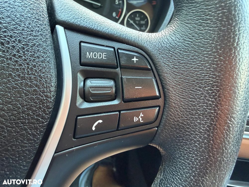 BMW Seria 3 320d xDrive Aut. Luxury Line - 17