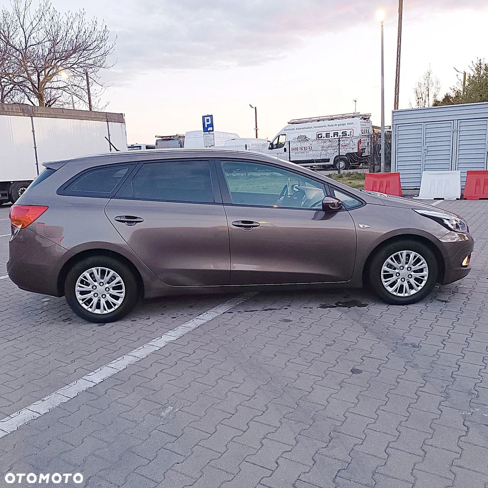 Kia Ceed 1.4 CVVT Attract - 9