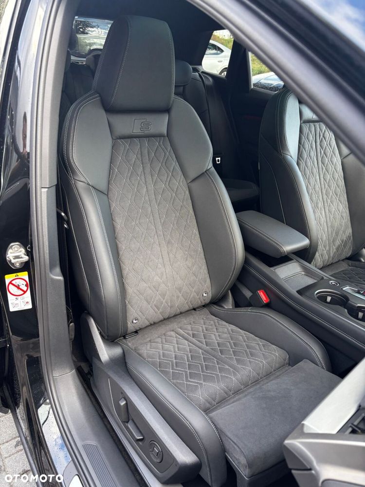 Audi Q4 e-tron - 21