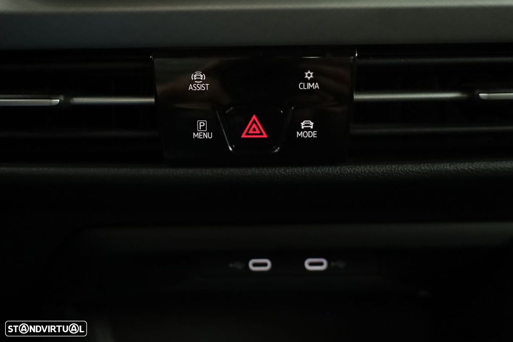 VW Golf 1.5 TSI e-Hybrid Life DSG - 14