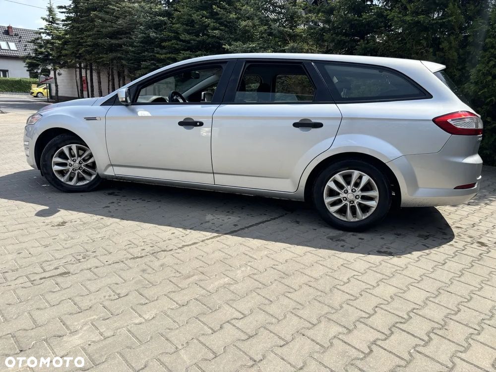 Ford Mondeo 2.0 TDCi Ambiente - 6