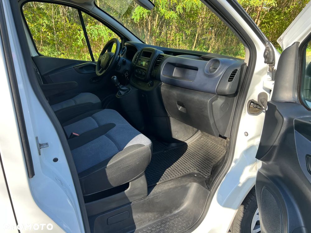 Opel Vivaro - 23