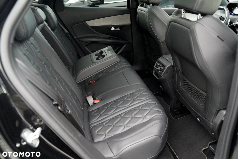 Peugeot 3008 - 18