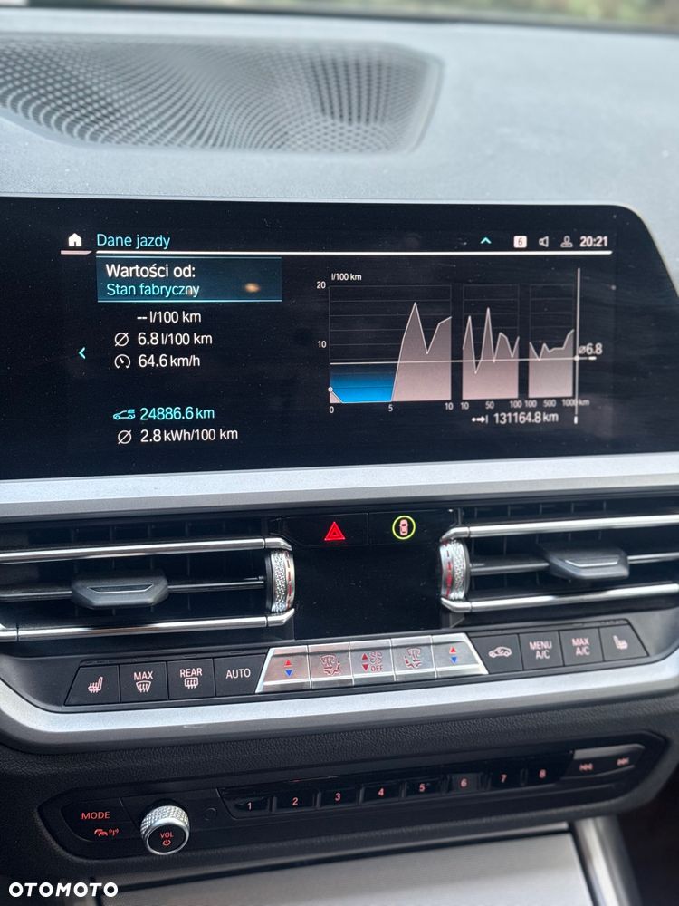 BMW Seria 3 330e M Sport sport - 32