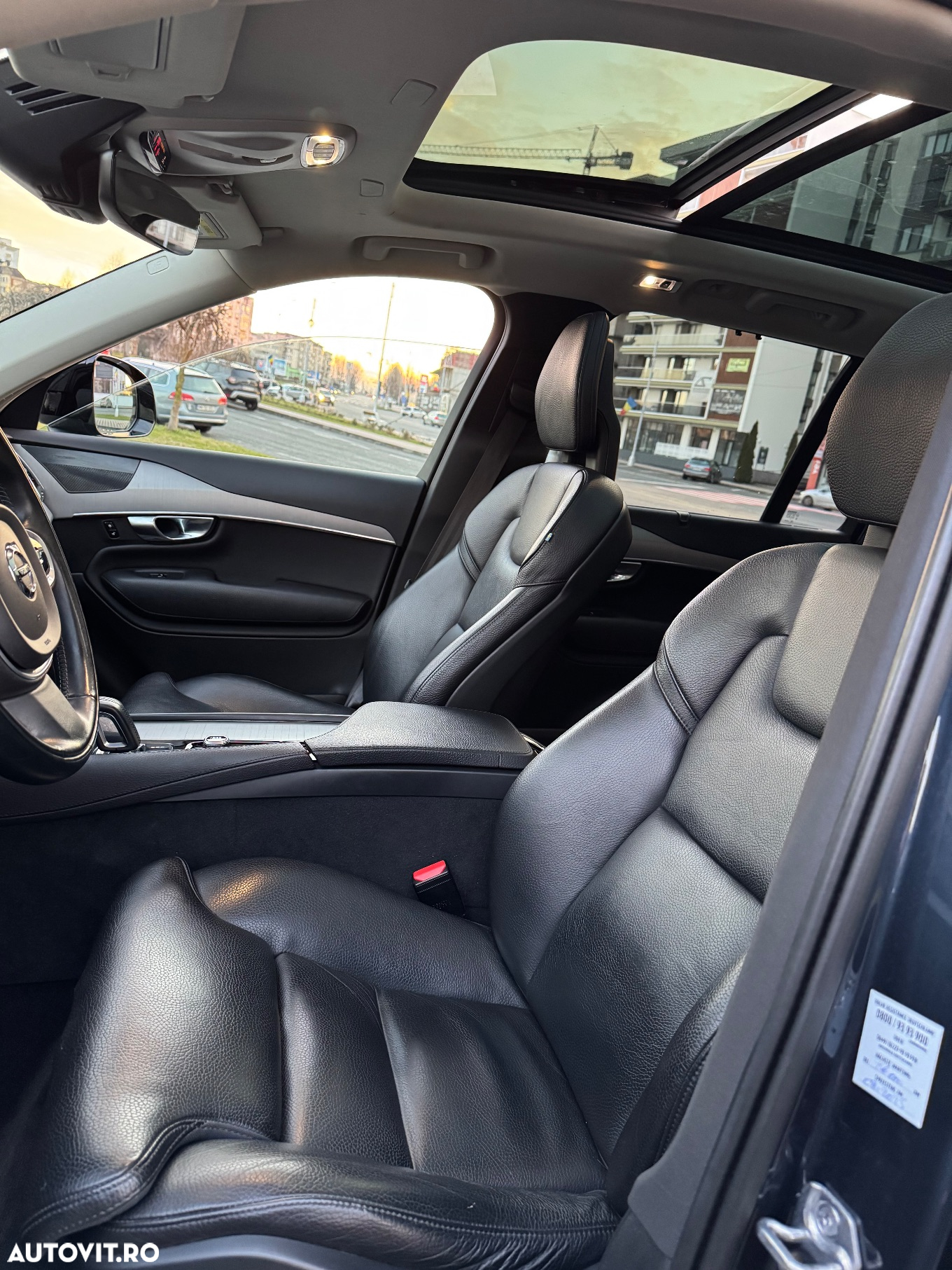 Volvo XC 90 T8 AWD Recharge Geartronic RDesign Edition - 19