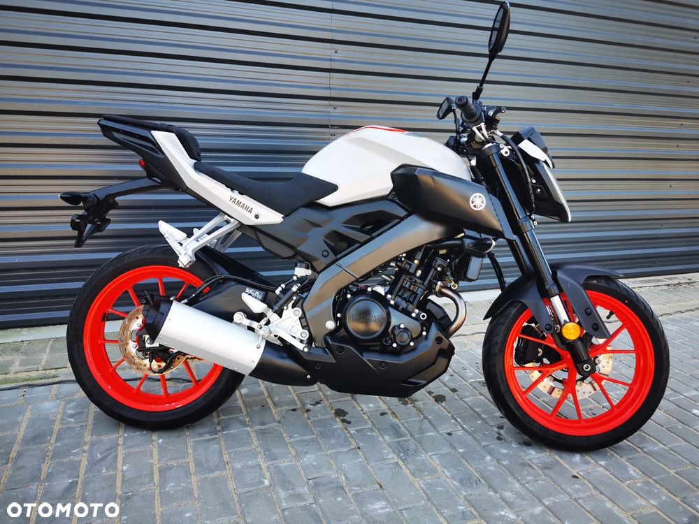 Yamaha MT - 5