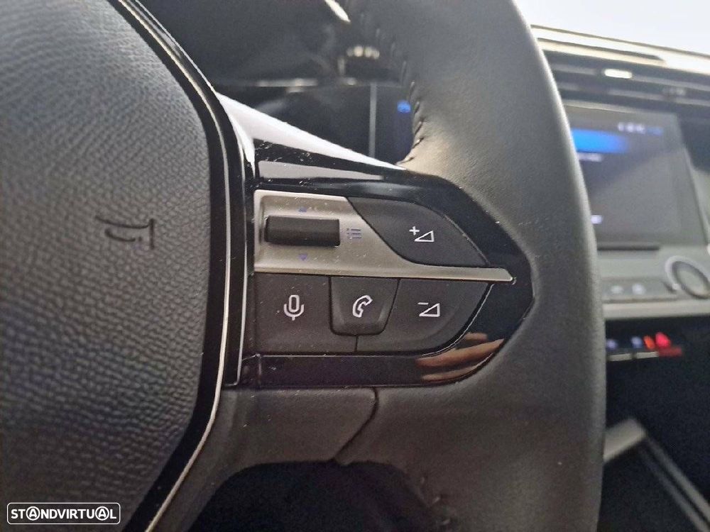 Peugeot 308 1.2 Hybrid Style e-DCS6 - 17