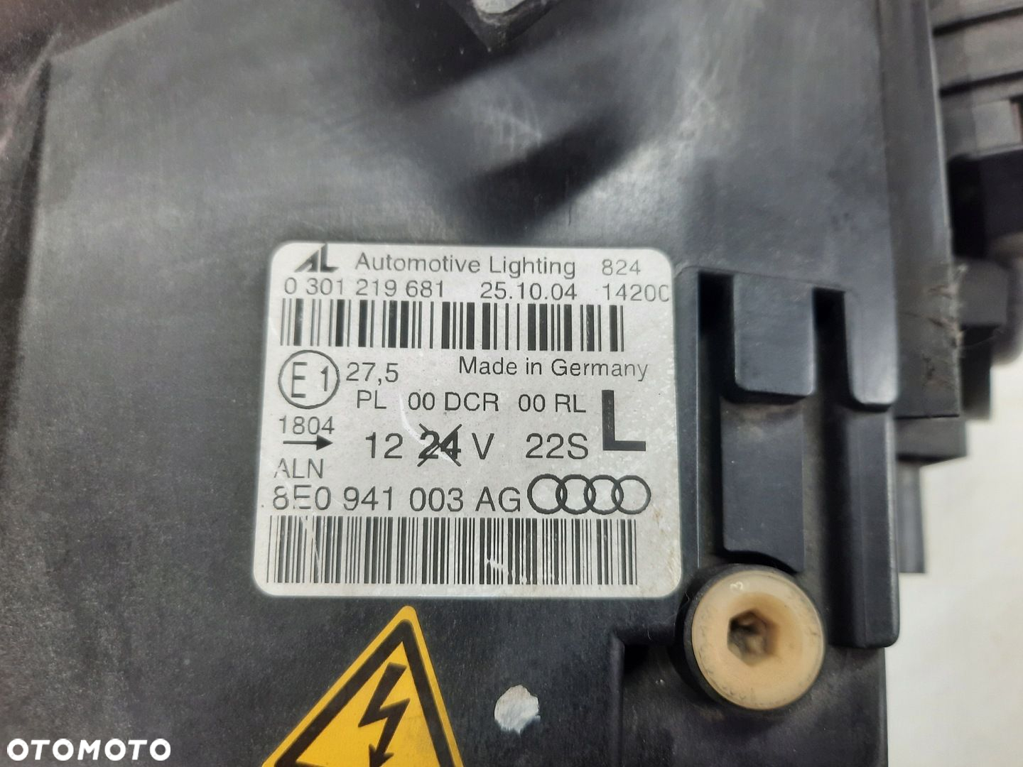 LAMPA LEWY PRZÓD LEWA PRZEDNIA AUDI A4 B7 XENON UK - 5