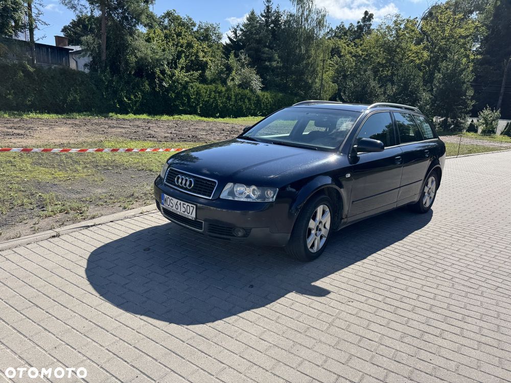 Audi A4 Avant - 1