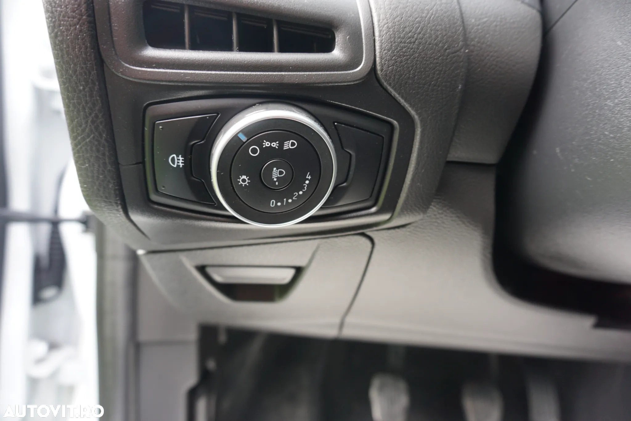 Ford Focus 1.0 EcoBoost Start Stop Trend - 17