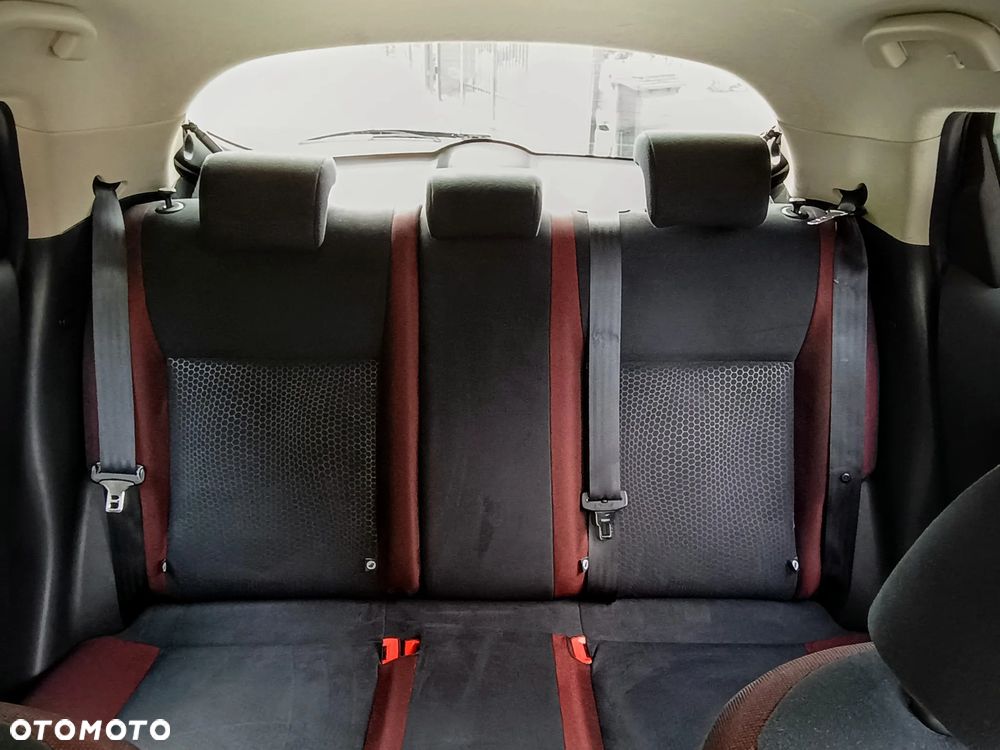 Nissan Juke 1.6 Tekna - 9