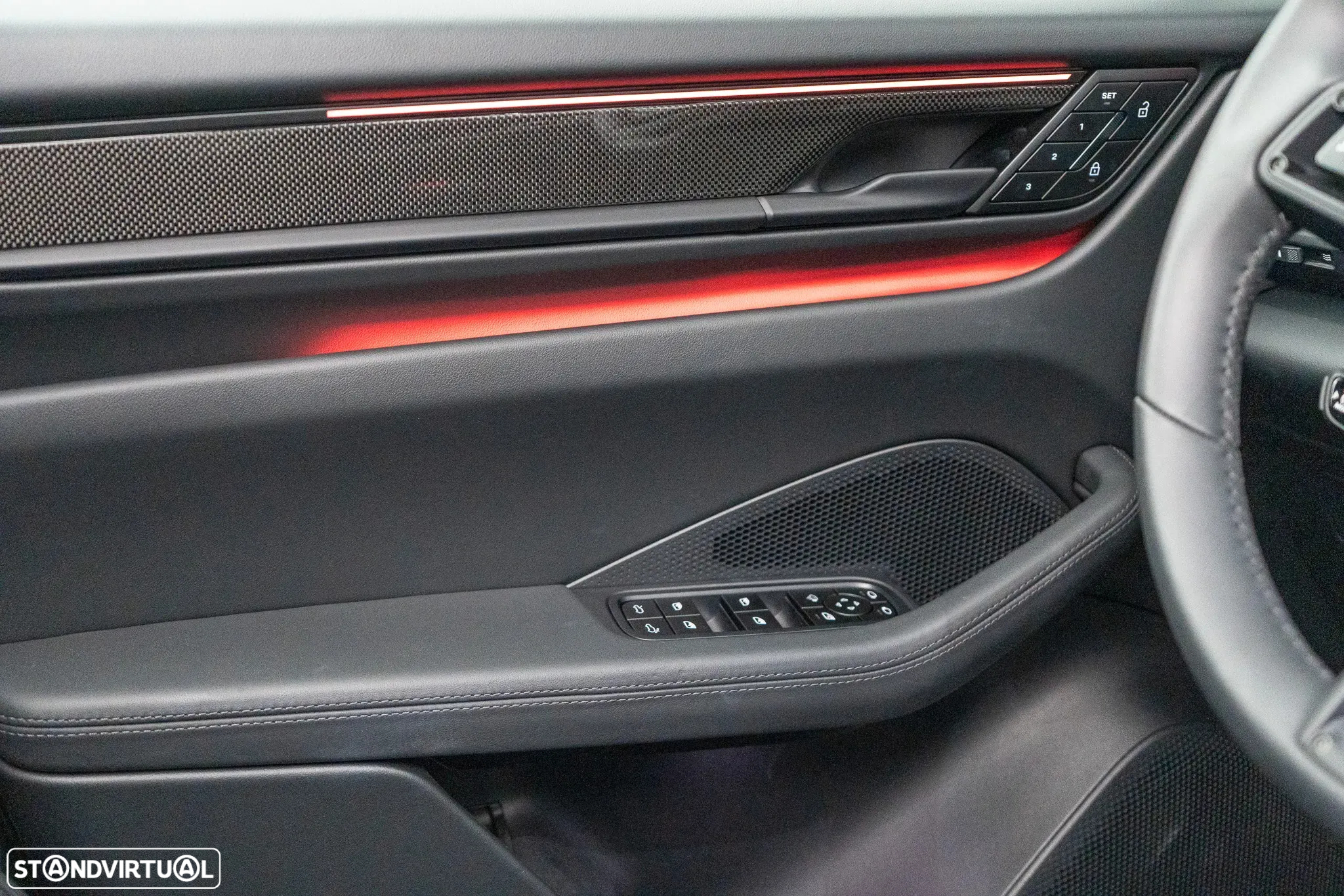 Porsche Macan Electric Turbo - 17