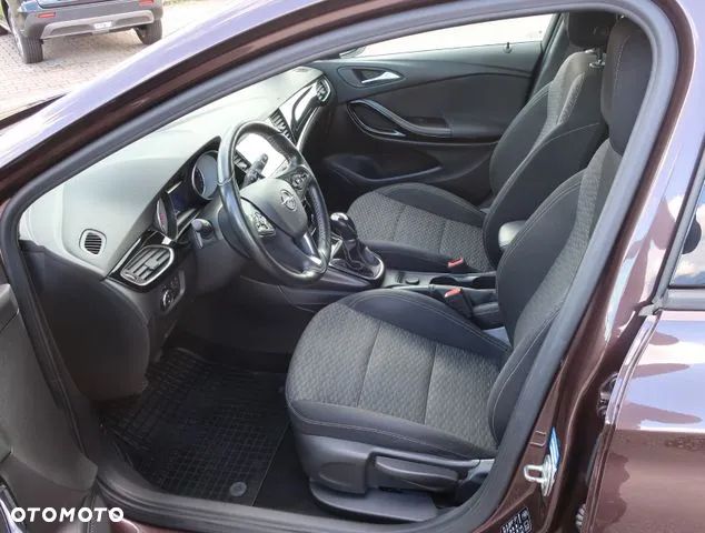 Opel Astra 1.4 Turbo Dynamic - 26