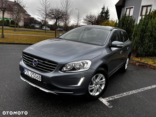 Volvo XC 60 D3 Drive-E Momentum