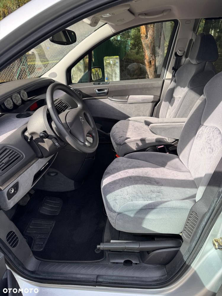 Citroën C8 2.0 16V Tendance - 12