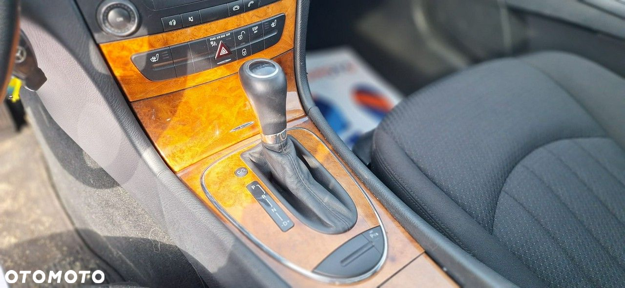Mercedes-Benz Klasa E - 12