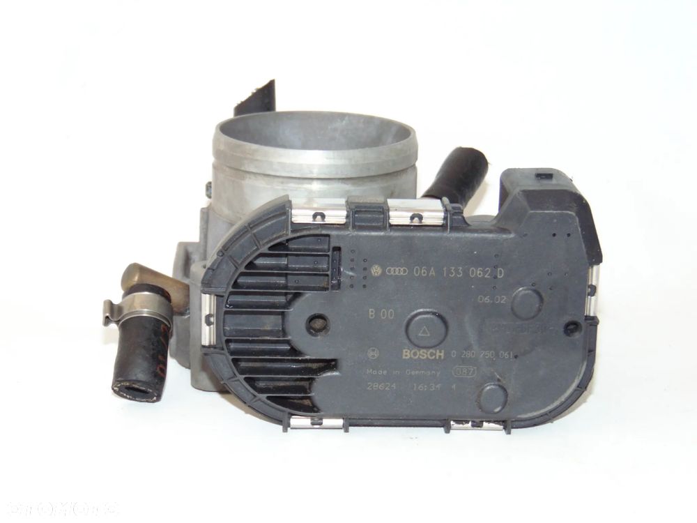 ORYGINAŁ przepustnica 06A133062D 0280750061 VW Volkswagen Golf 4 IV Bora New Beetle Skoda Octavia I benzyna 2.0 - 9