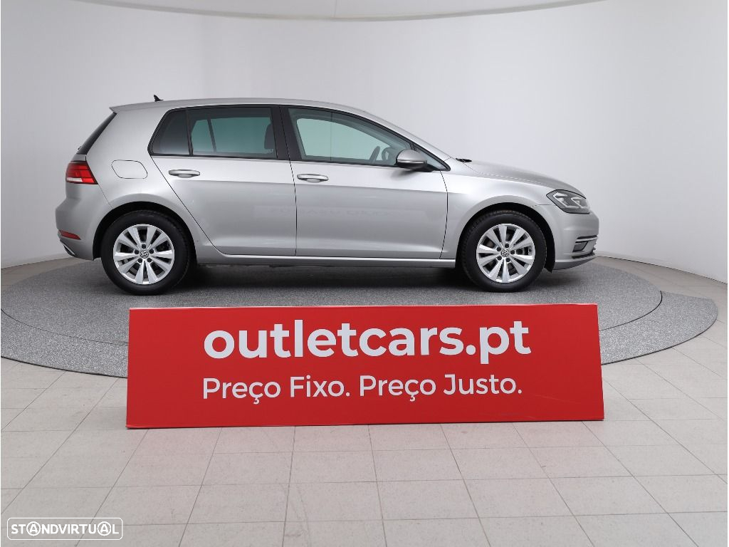 VW Golf 1.6 TDI Confortline - 20